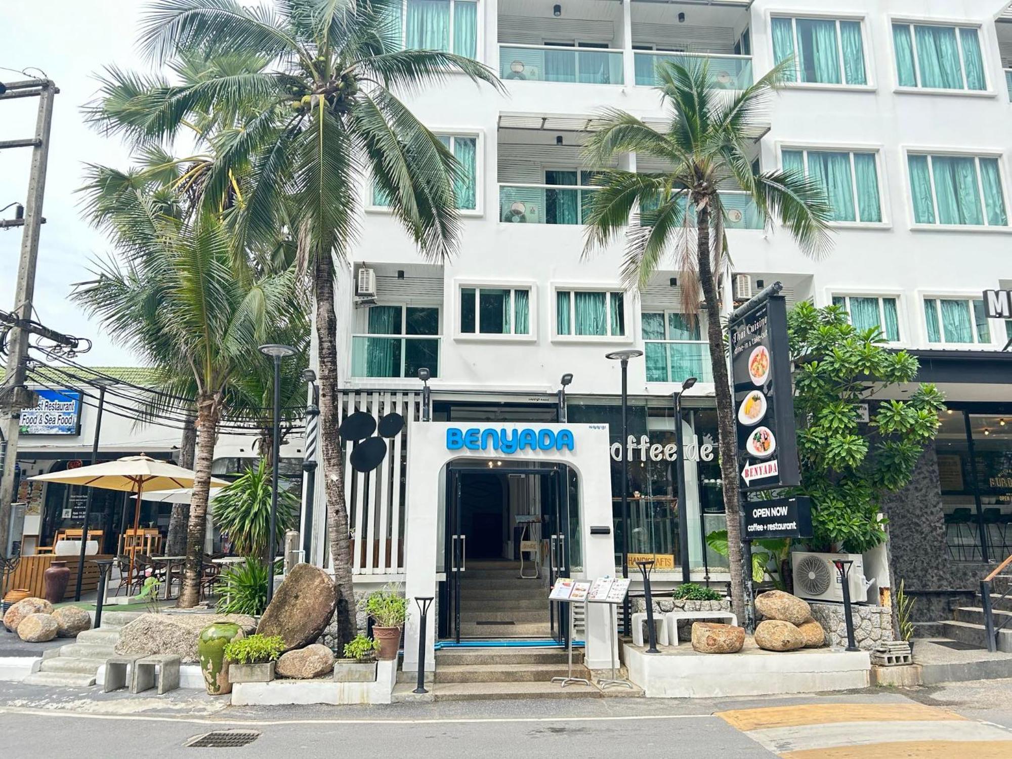Benyada Lodge - Surin Beach Exterior photo